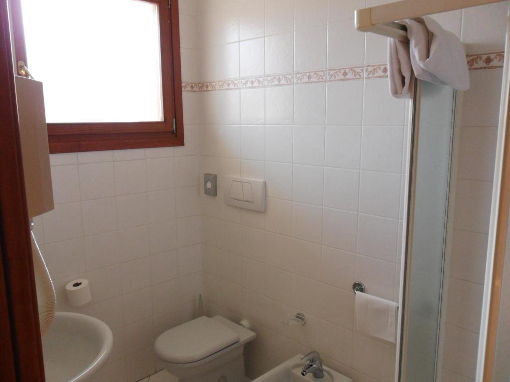 Hotel Ristorante Al Bassanello Bassano del Grappa Habitación foto